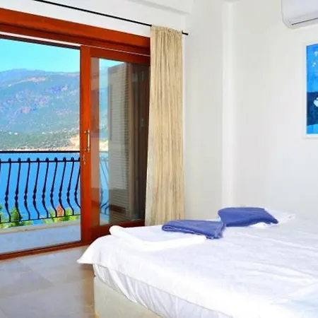 Yenikoy Sleeps 8 Pool Air Con Wifi Willa *